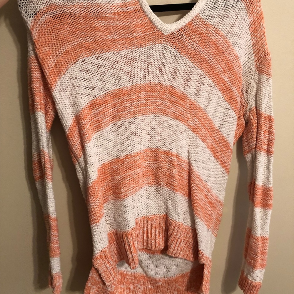 GAP sweater